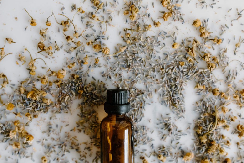 eucalyptus oil for hair